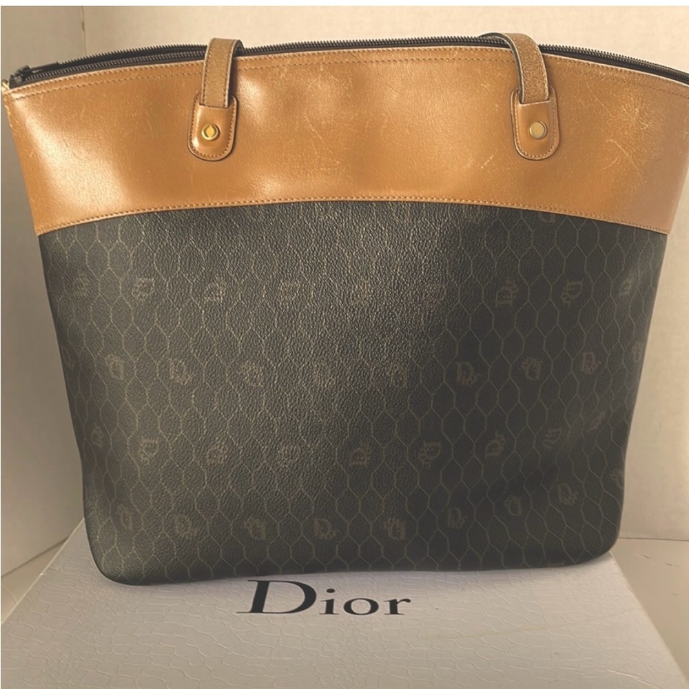 PRICE DROP‼️ Dior Shoulder Bag 100% Authentic